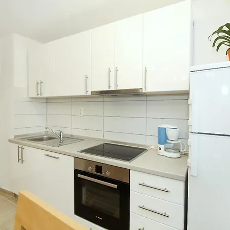 Ctse204/2 - Holiday House With Private Pool Vila